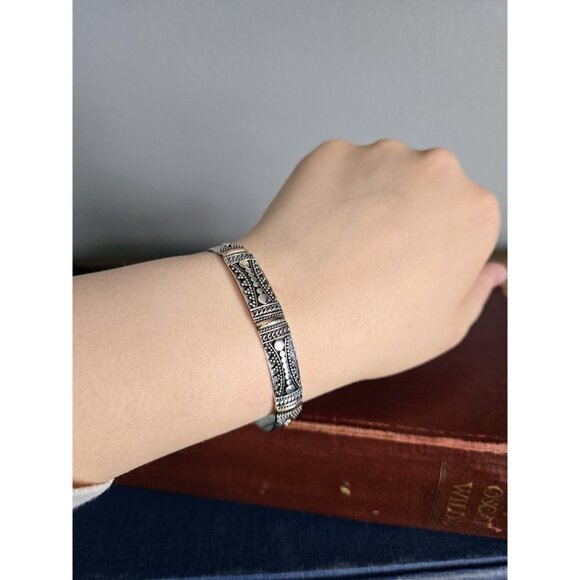 Bali Sterling Silver Cuff Bracelet Stunning 925 Silver Bangle Gold Tone Accents - Picture 6 of 8